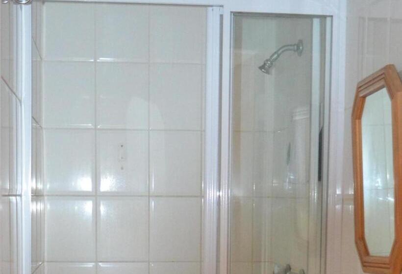 キングサイズベッドのデラックスルーム, Beyond Cui Bono