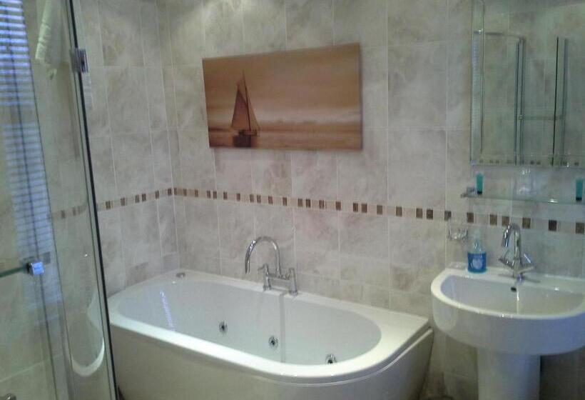 高级大房间, Carisbrooke Guest House