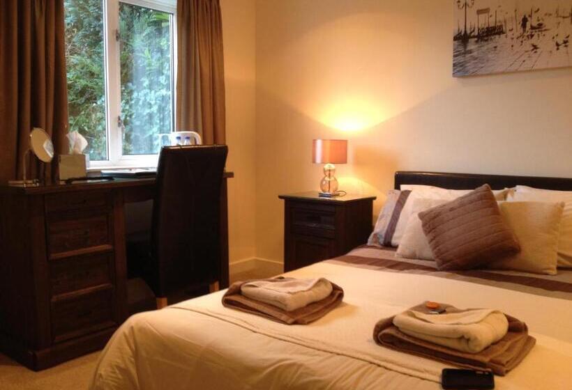 经济房, Carisbrooke Guest House