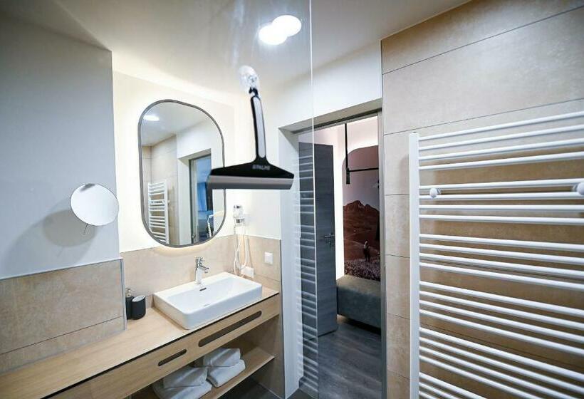 اتاق راحتی یک تخته, Kolping Gästehaus