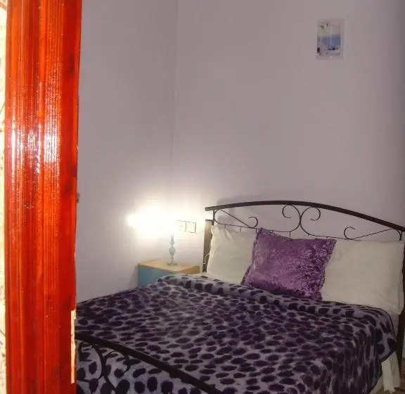 スタンダードルーム, La Colombe Blanche
