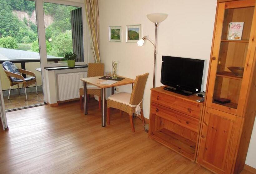 标准间带江景, Weingut Clemens