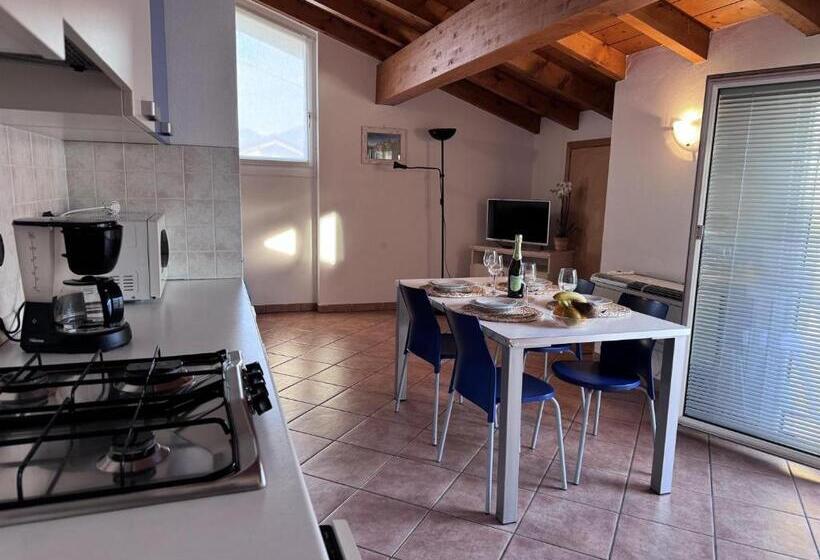 דירת שני חדרים, Residence Letizia