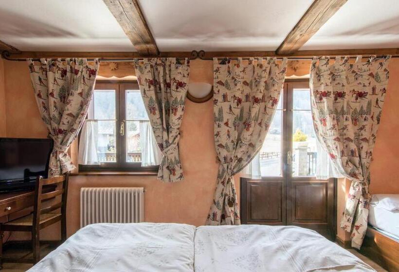 דירת חדר, Residence Ruetoreif