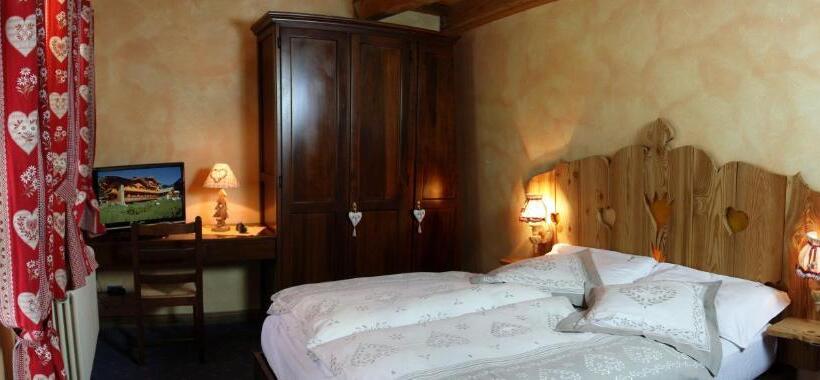 דירת חדר סופריור, Residence Ruetoreif