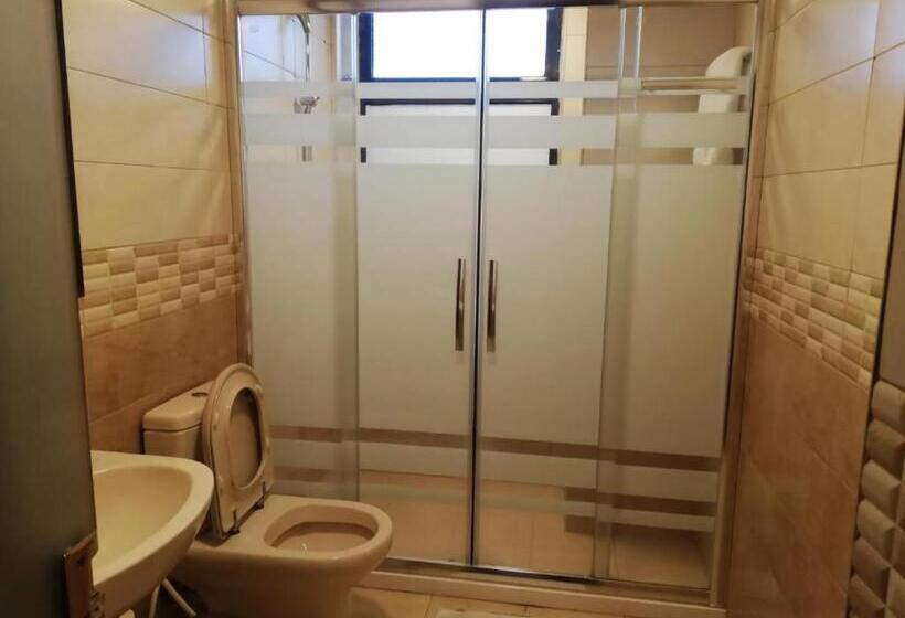 ファミリースイートの２ベッドルーム, Rozana