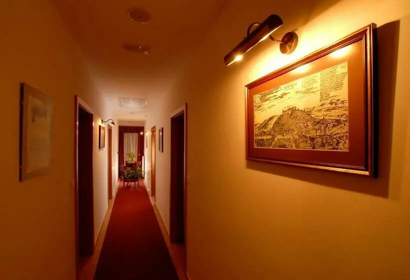 اتاق استاندارد یک نفره, Guesthouse Bajc