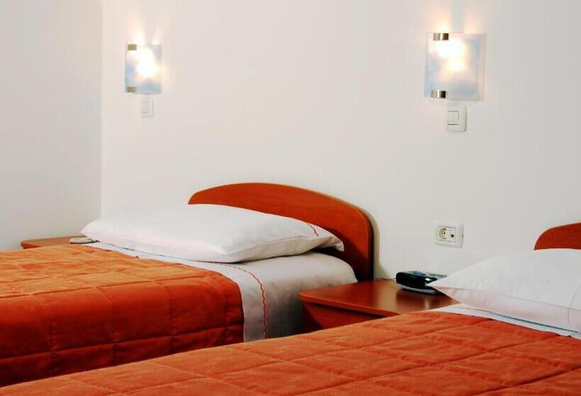 اتاق استاندارد, Guesthouse Bajc