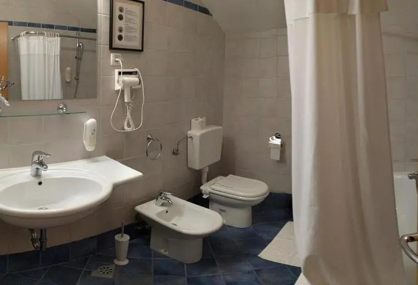 اتاق استاندارد چهار تخته, Guesthouse Bajc