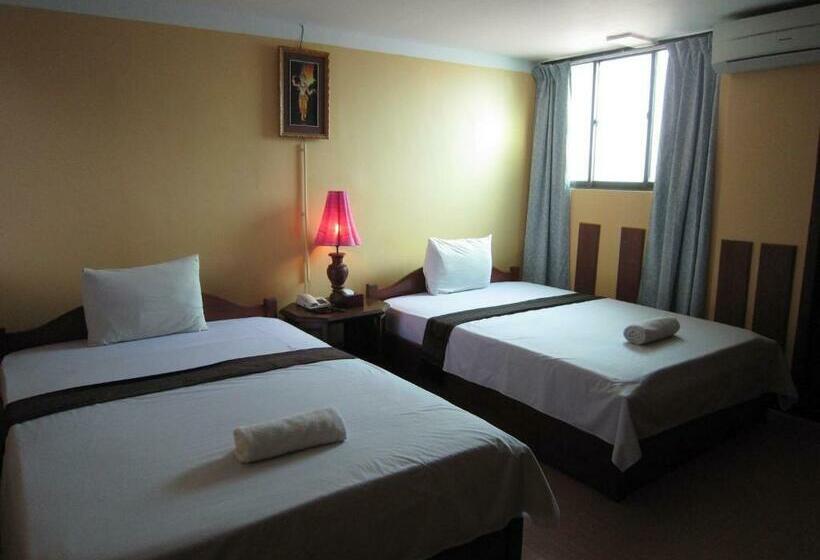 חדר סטנדרט, Star Wood Inn