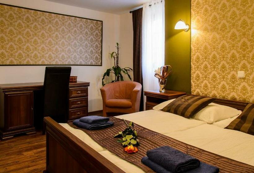 חדר סטנדרט, Zámecký Penzion Rotunda