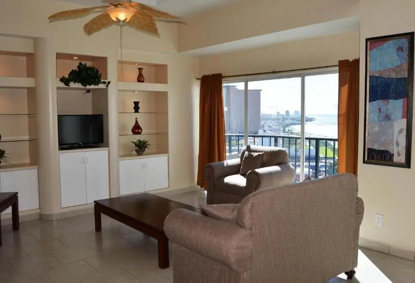 ２ベッドルームアパートメント, Rosarito Inn