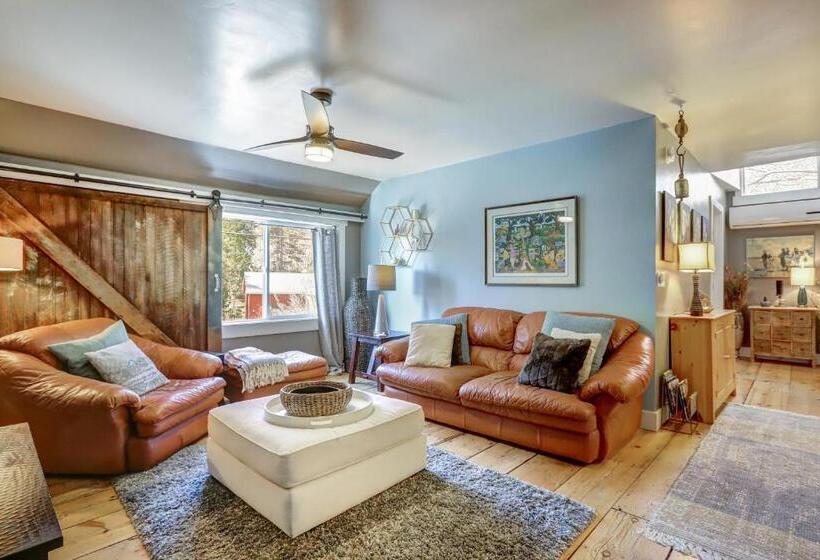 شقة غرفة واحدة, Broad Street Inn