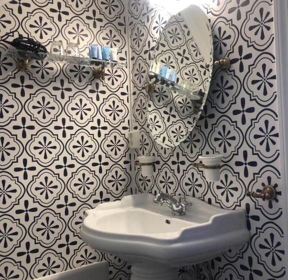 Номер Стандарт, Jaunsen Gjestgjevarstad