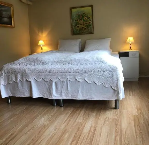 Standard Kolmen Hengen Huone, Jaunsen Gjestgjevarstad