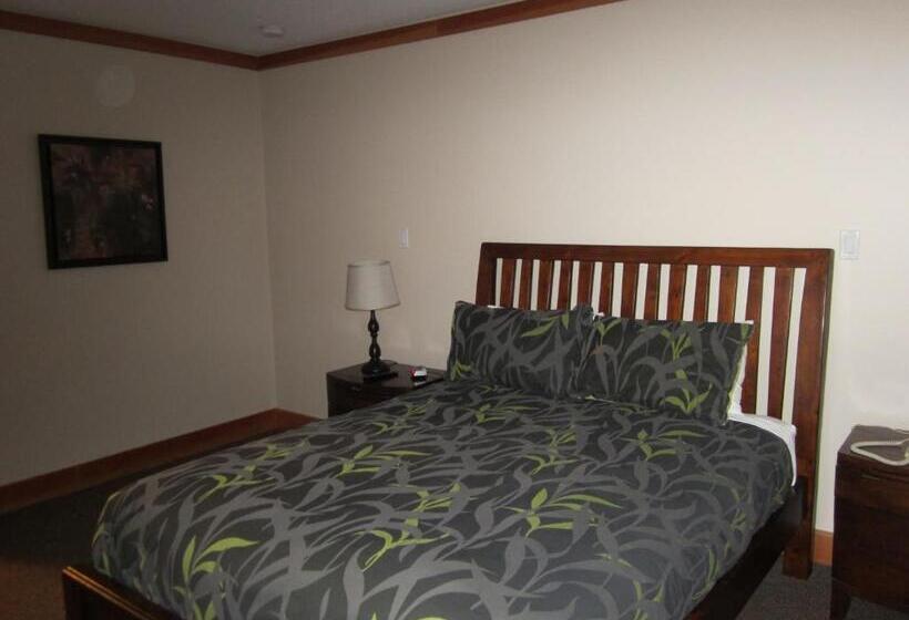 استودیوی استاندارد, The Lodge At Skeena Landing