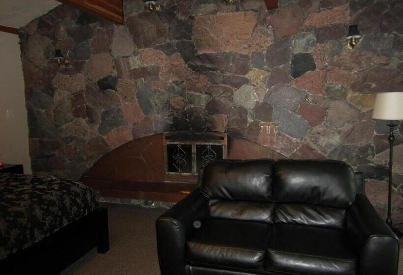 سوئیت با تخت بزرگ, The Lodge At Skeena Landing