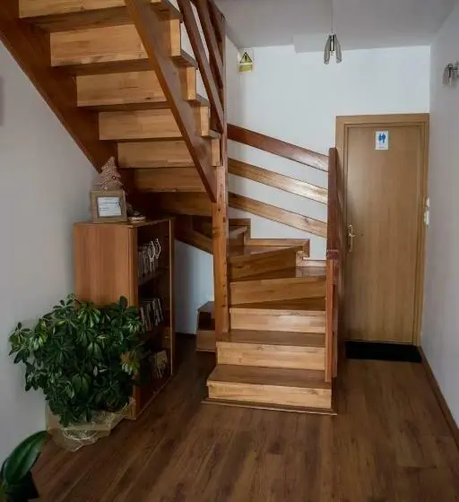 スタンダード４人部屋, Camere De Inchiriat Cascada
