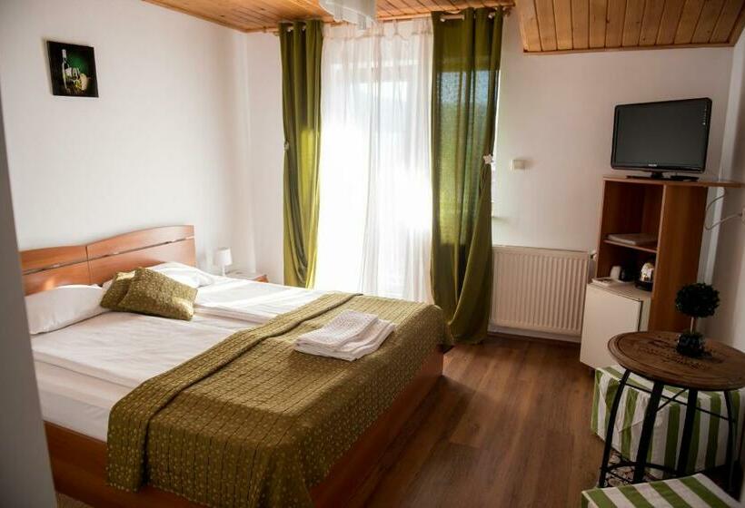스탠다드 룸, Camere De Inchiriat Cascada