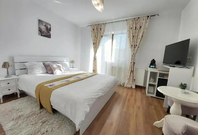 バスタブ付きデラックスルーム, Camere De Inchiriat Cascada