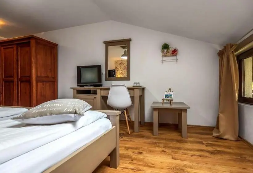 Economy-huone, Casa Muntelui