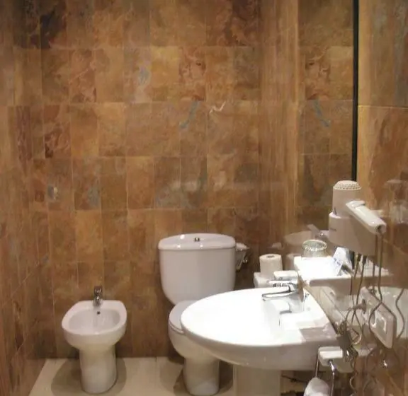 スタンダードルーム, Hostal Mallorquines