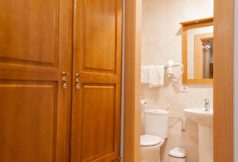 スタンダードシングルルーム, Hostal Tribal