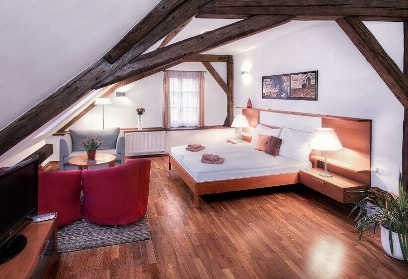高级大房间, Penzion Baltazar Mikulov