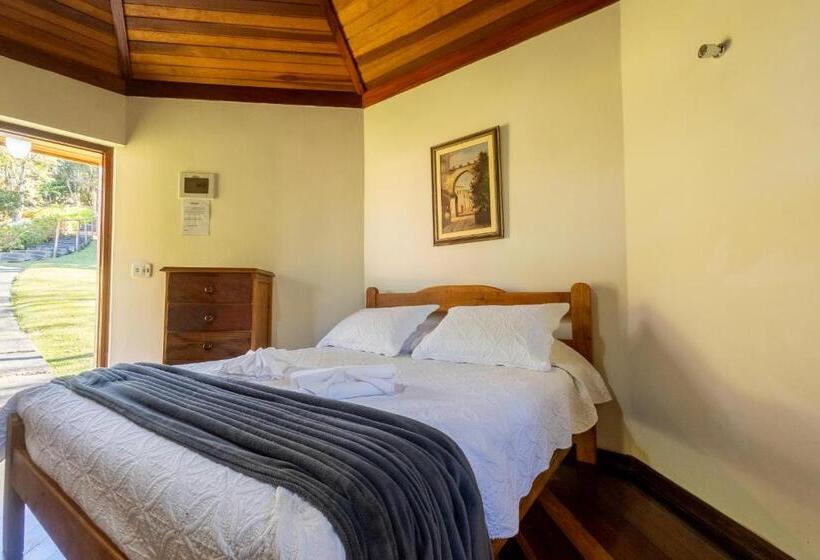 اتاق استاندارد با چشمانداز باغ, Pousada 3 Pinheiros A 400m Do Museu Automotivo Carde