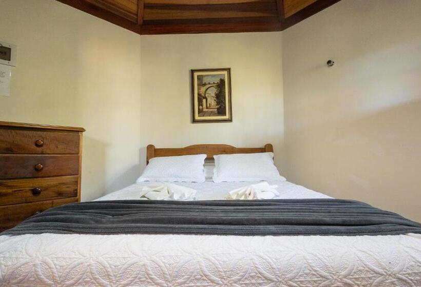 اتاق استاندارد با چشمانداز باغ, Pousada 3 Pinheiros A 400m Do Museu Automotivo Carde