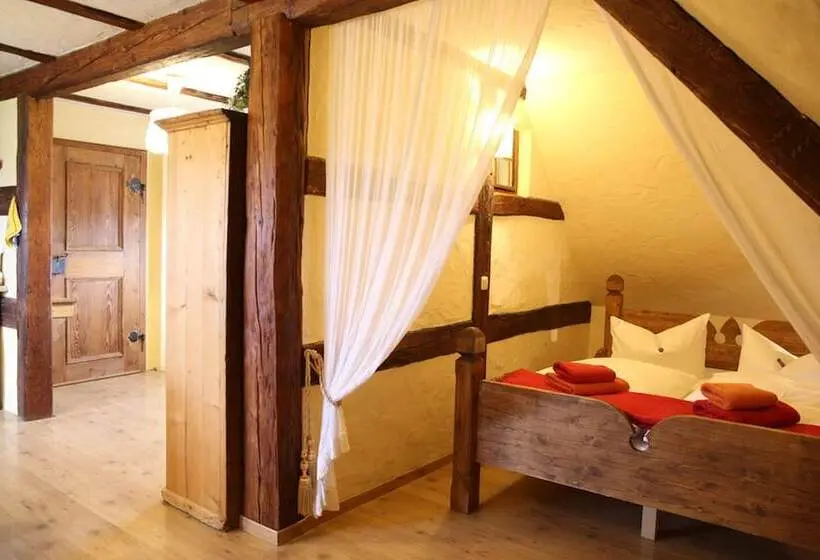 1 Bedroom Apartment, Rittergut Positz