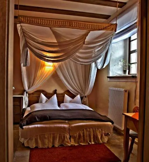 Romantic Room, Rittergut Positz