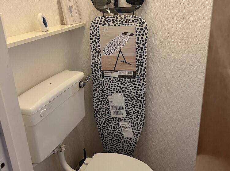 스탠다드 룸, The Singlecote