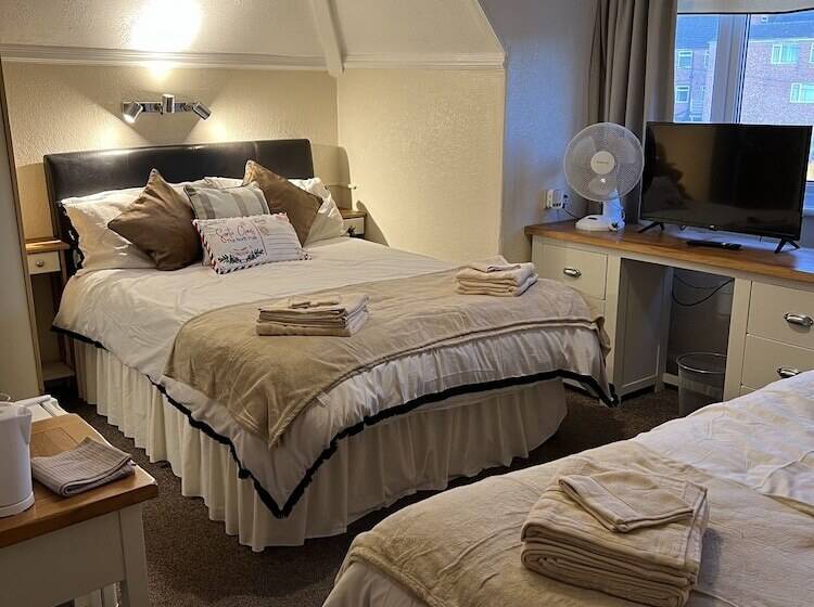 4인용 스탠다드 룸, The Singlecote