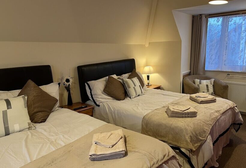 4인용 스탠다드 룸, The Singlecote