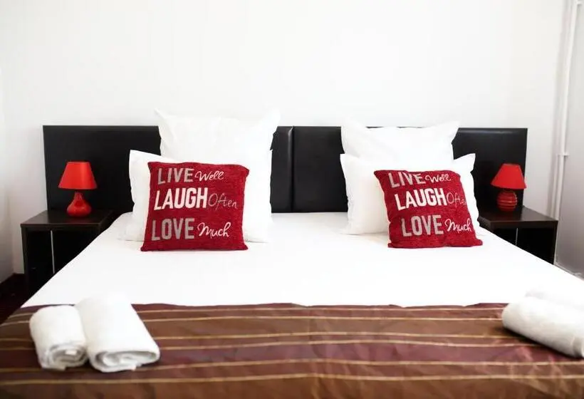 Studio Standard Widok Ogród, Pension Iory`s