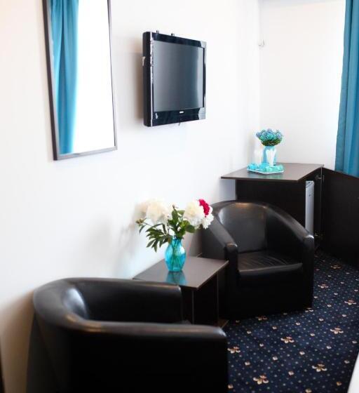 غرفة قياسية ثلاثية, Pension Iory`s