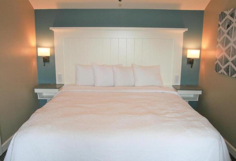 Люкс Кровать Кинг, Waterside Suites And Marina