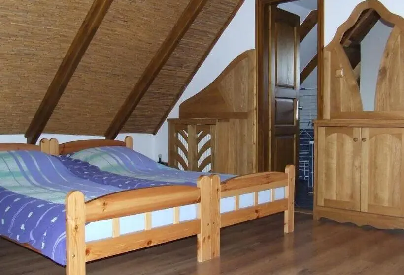 1 Bedroom Penthouse Apartment, Csátó Vendégház