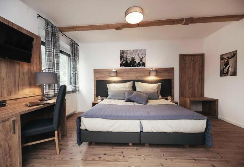 スタンダードルーム, Golf & Ski Chalet