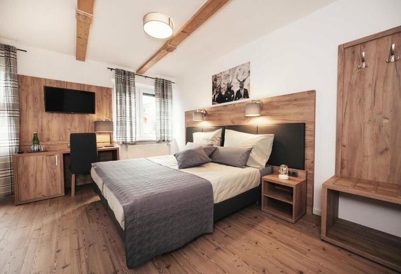 スタンダードルーム, Golf & Ski Chalet