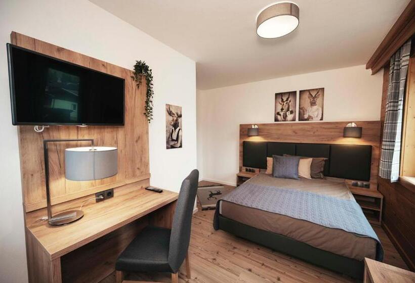 ファミリールーム, Golf & Ski Chalet