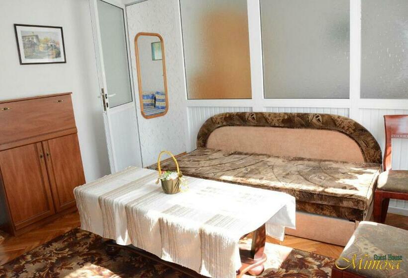 דירת שני חדרים, Guest House Mimosa