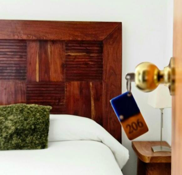 スーペリアールーム, Hostal El Asturiano