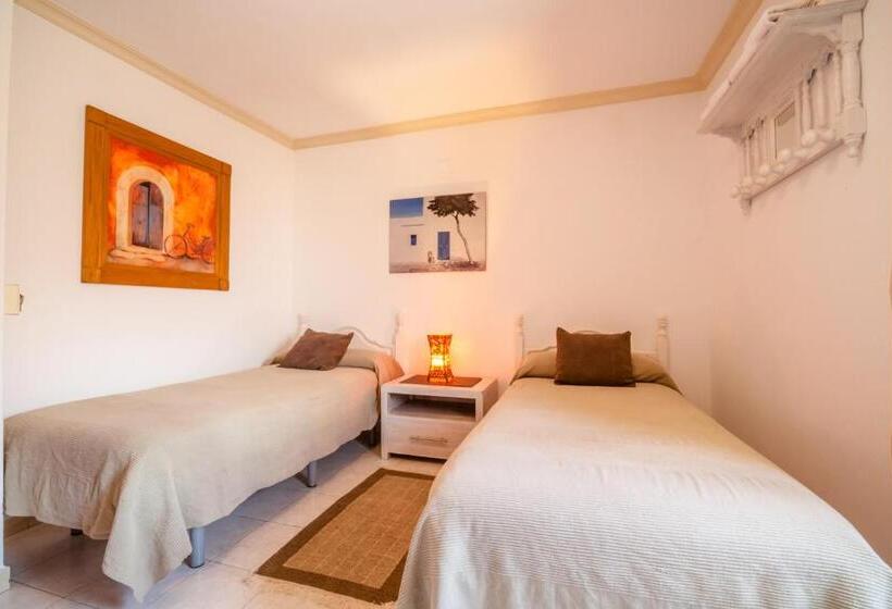 غرفة قياسية, Hostal El Asturiano