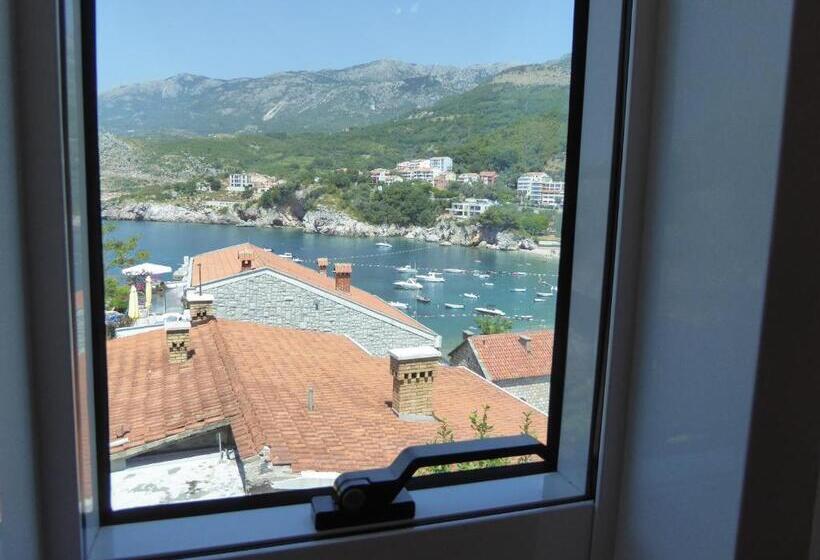 带3个卧室的公寓, Springs Apartments & Rooms