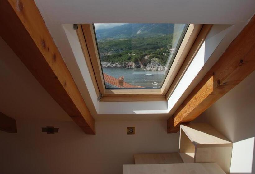 带3个卧室的公寓, Springs Apartments & Rooms