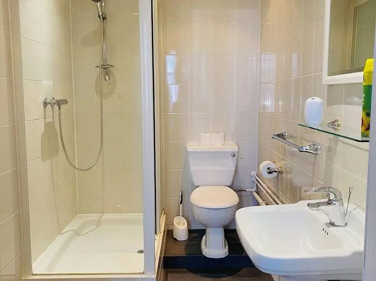 スタンダード４人部屋, The Grosvenor House
