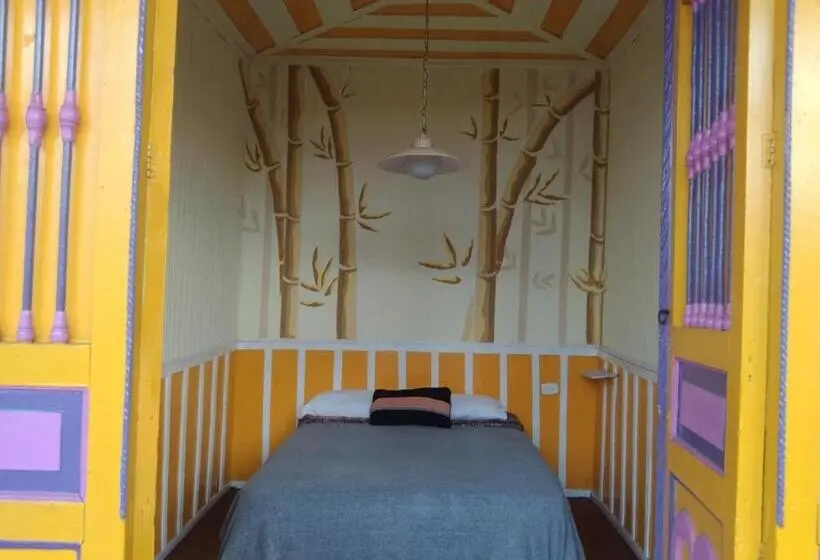スタンダードルーム, Hostal Bremen Jq