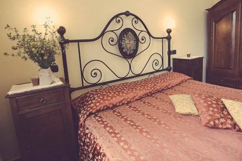 Standard-studio, Casa Ressia